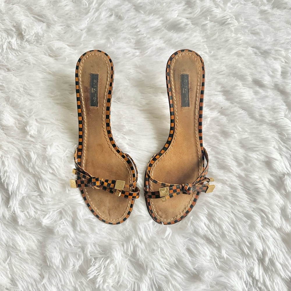 Vintage Louis Vuitton Damier leather sandals